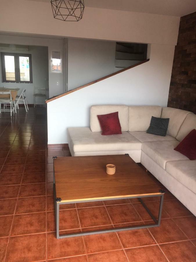 Villa Christina With Private Pool In Saronida, Near Stunning Beaches, Athens Airport & Sounio Exterior photo